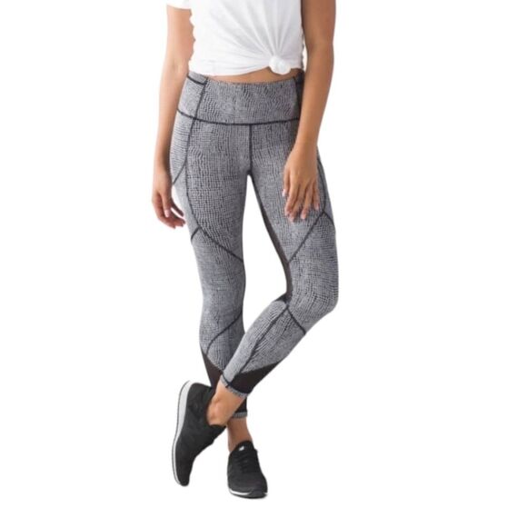 Lululemon Outrun‎ Tight Fall Net White Black/Multi Pocket Black W5AE7S - Picture 3 of 16